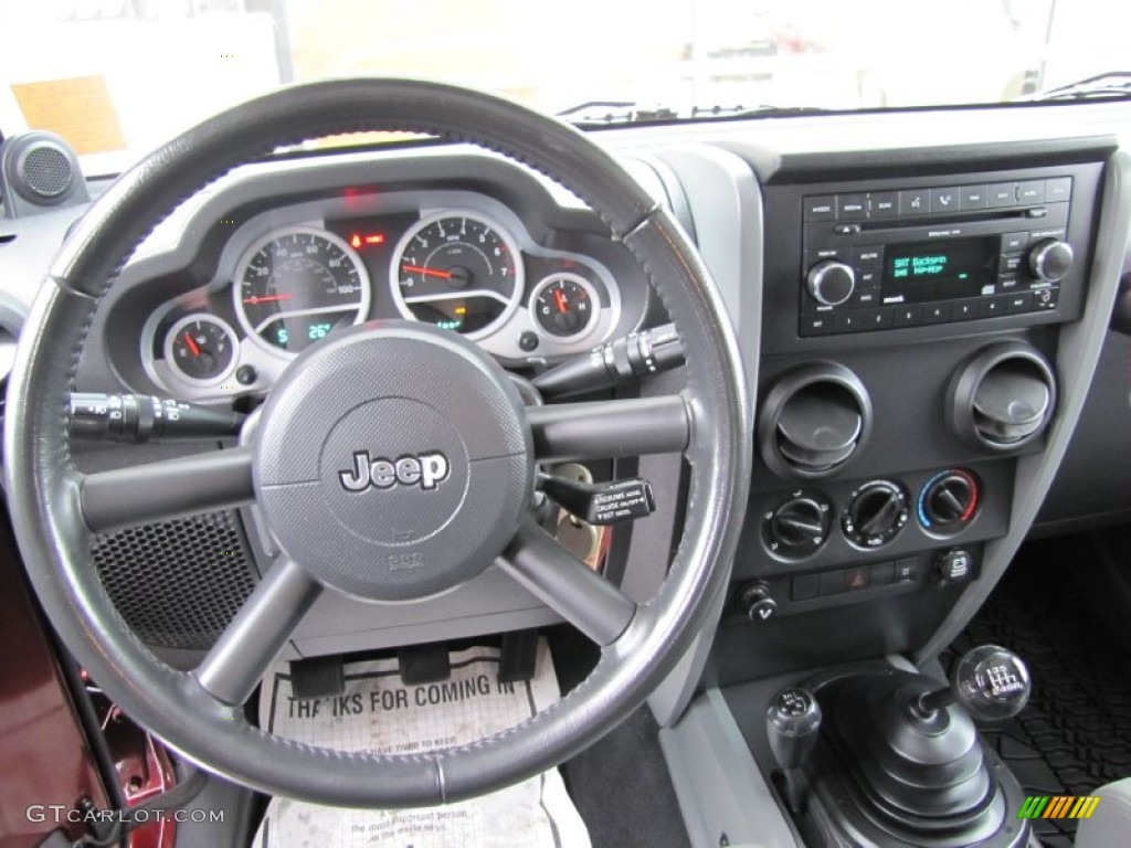 2007 Jeep Wrangler Sahara 4x4 Dark Khaki/Medium Khaki Dashboard Photo #60767622