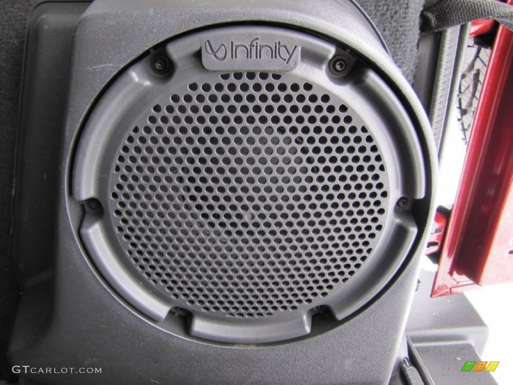 2007 Jeep Wrangler Sahara 4x4 Audio System Photo #60767744
