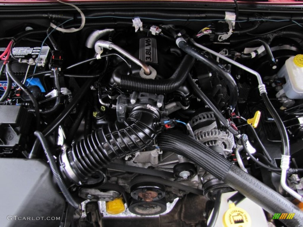 2007 Jeep Wrangler Sahara 4x4 3.8 Liter OHV 12-Valve V6 Engine Photo #60767771