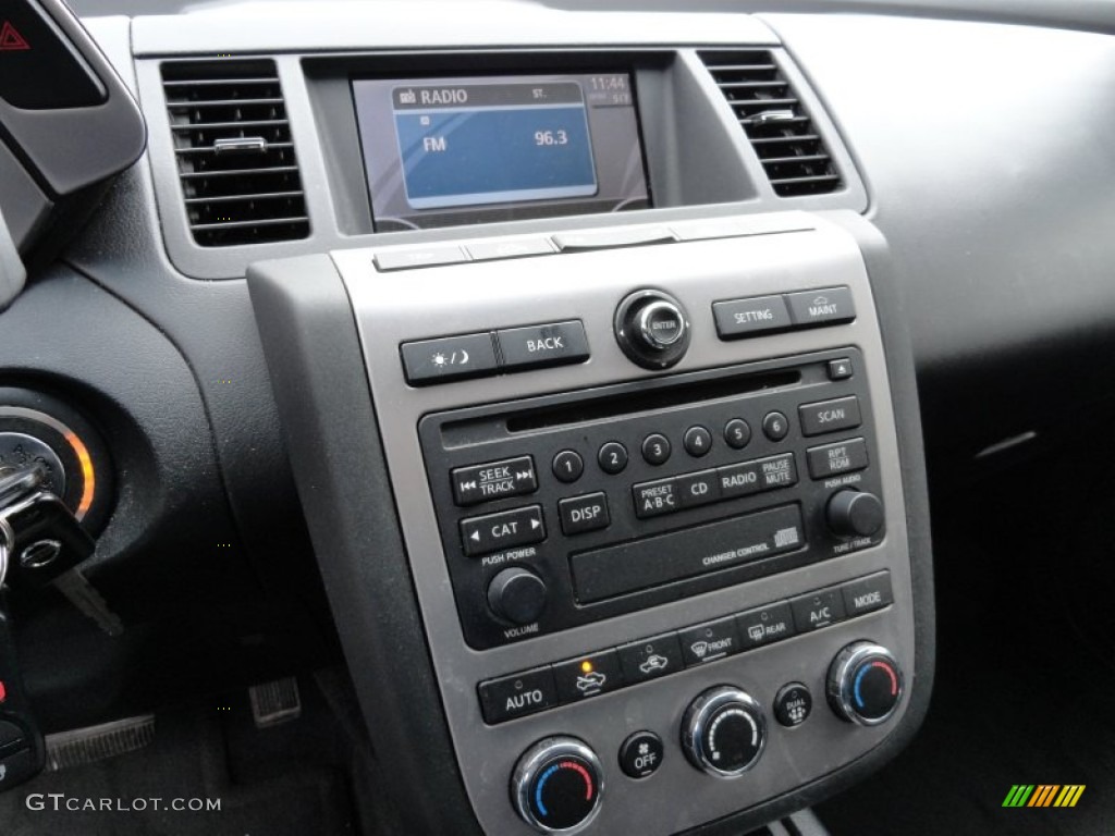 2006 Murano SL - Super Black / Charcoal photo #17