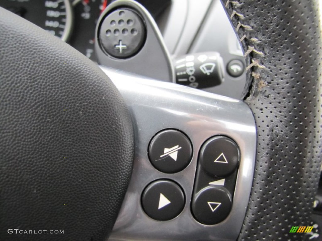 2007 Pontiac Grand Prix GXP Sedan Controls Photo #60768893