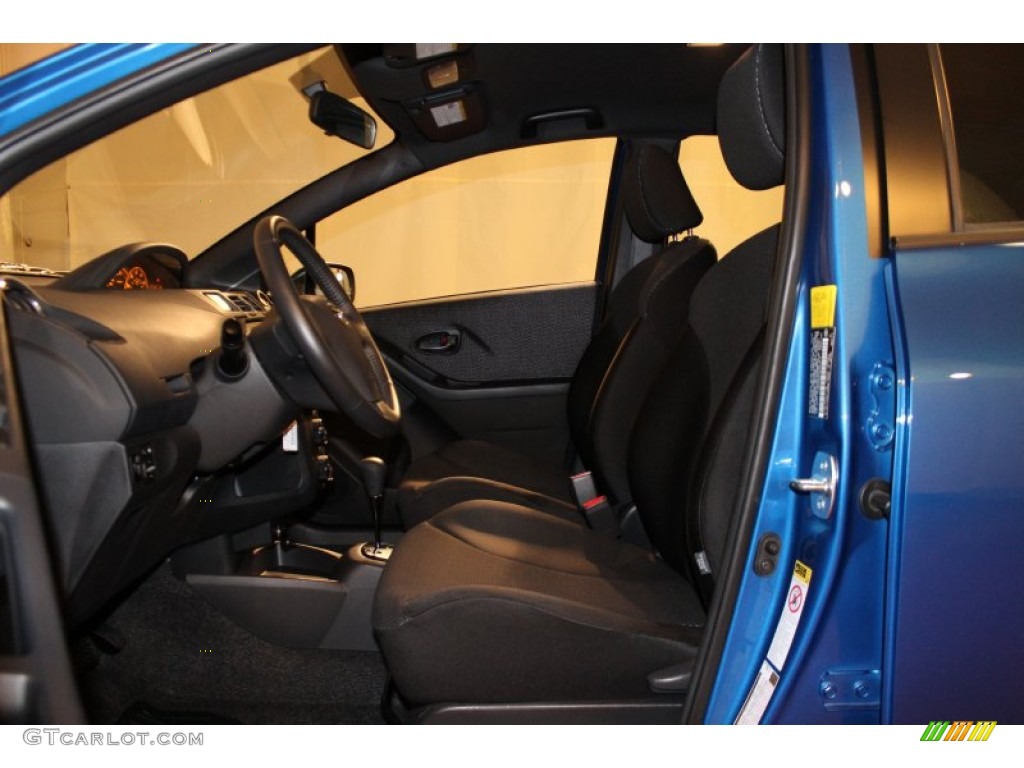 2011 Yaris S 5 Door Liftback - Blazing Blue Pearl / Dark Charcoal photo #10