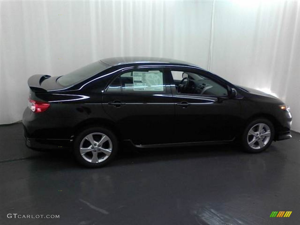 2012 Corolla S - Black Sand Pearl / Dark Charcoal photo #4