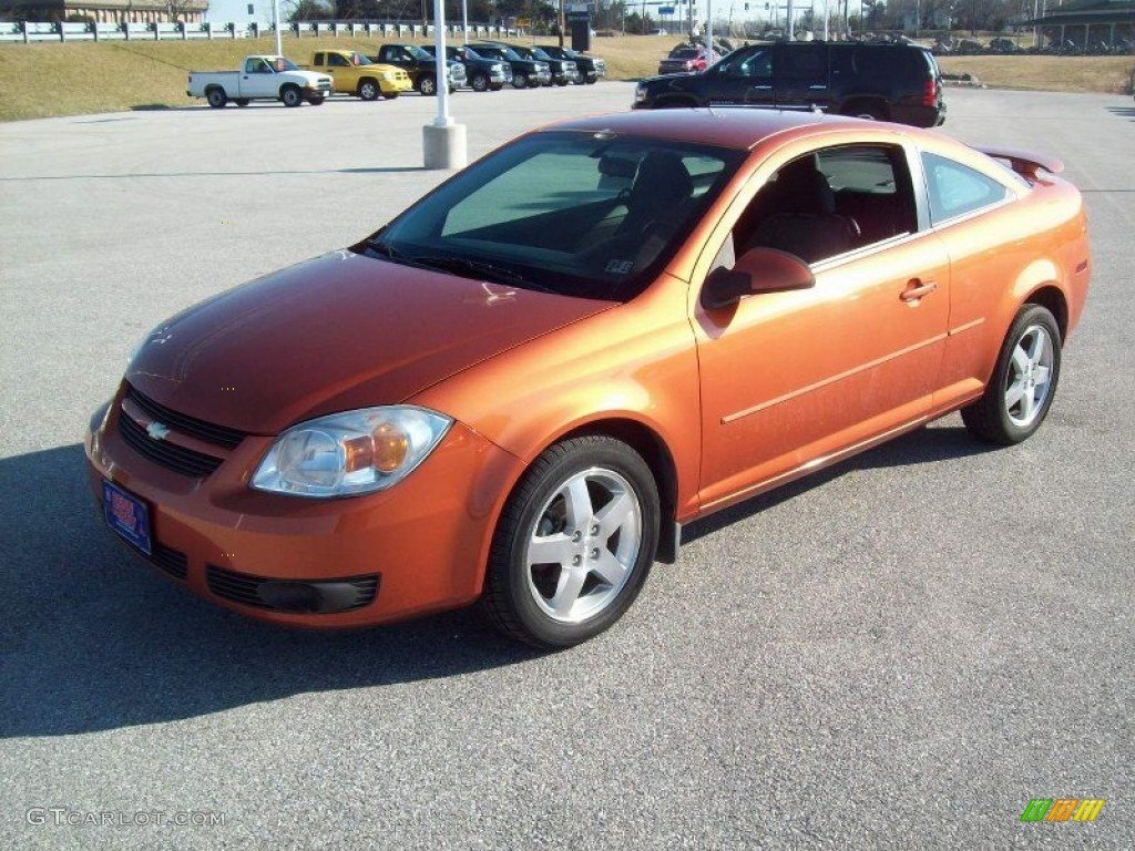 Sunburst Orange Metallic 2005 Chevrolet Cobalt LS Coupe Exterior Photo #60773247