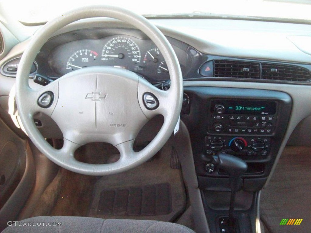 2001 Malibu Sedan - Monterey Maroon Metallic / Gray photo #8