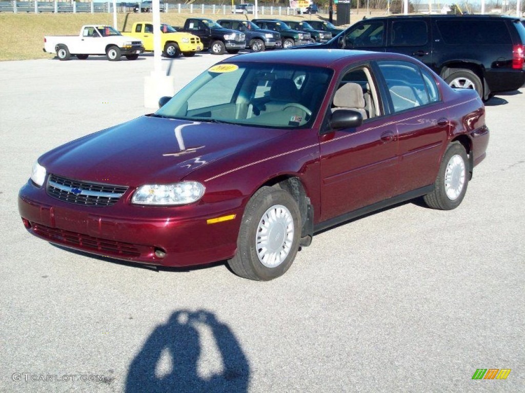 2001 Malibu Sedan - Monterey Maroon Metallic / Gray photo #10