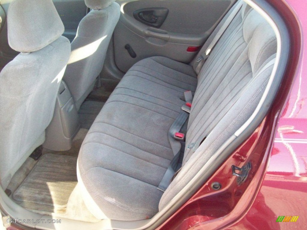 2001 Malibu Sedan - Monterey Maroon Metallic / Gray photo #19