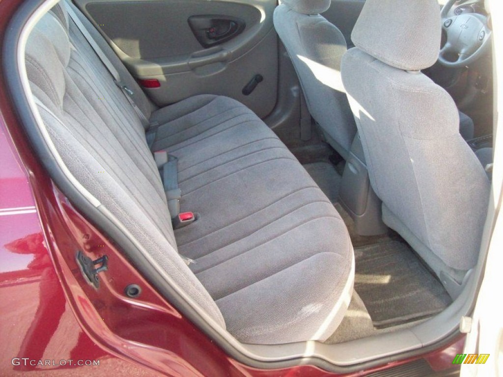 2001 Malibu Sedan - Monterey Maroon Metallic / Gray photo #21