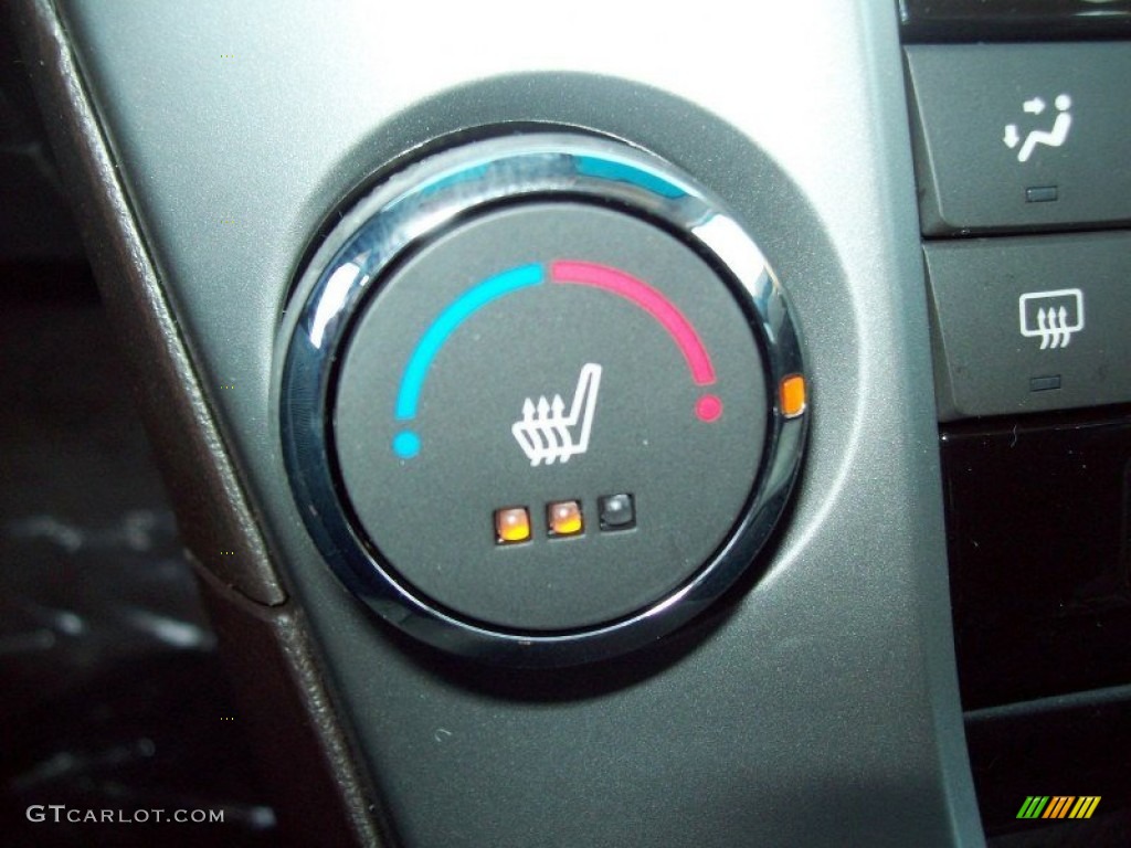 2012 Chevrolet Cruze LT/RS Controls Photo #60774542