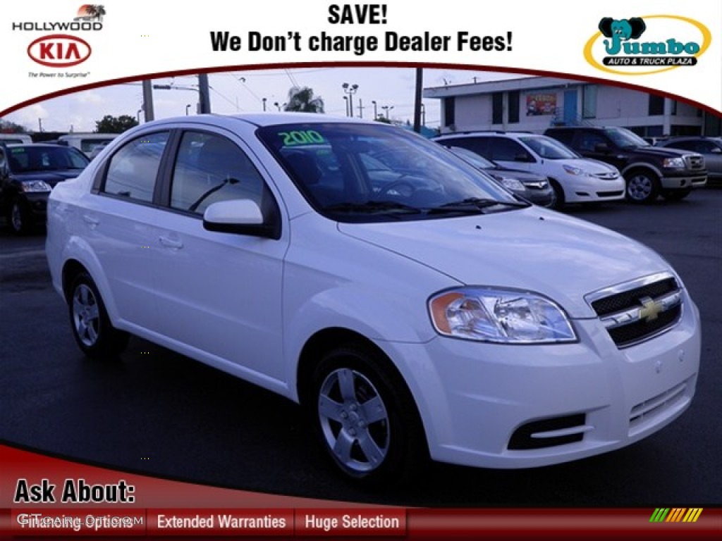 2010 Aveo LT Sedan - Summit White / Charcoal photo #1
