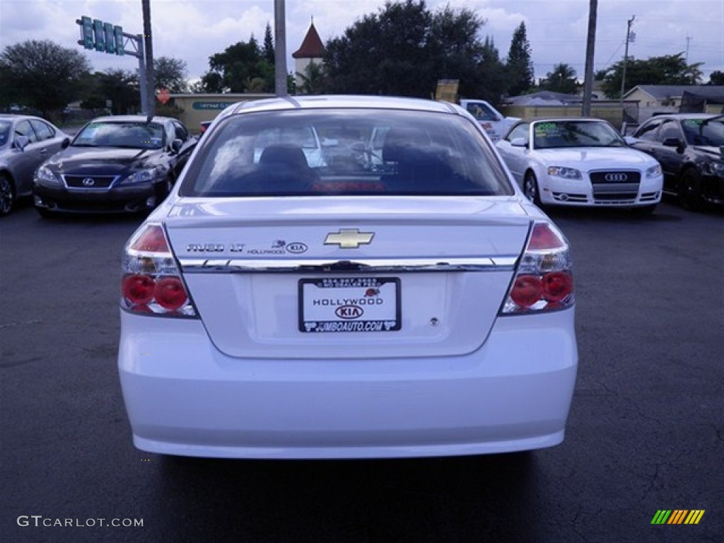 2010 Aveo LT Sedan - Summit White / Charcoal photo #8