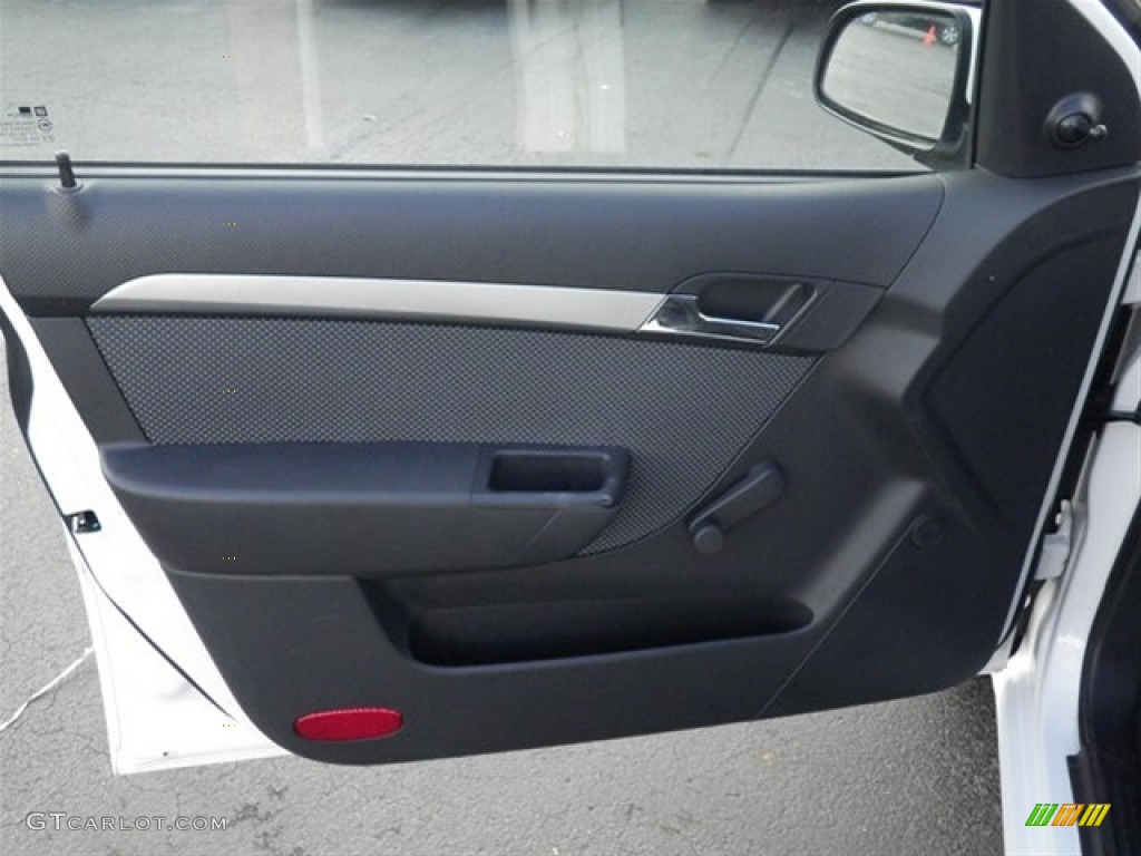 2010 Aveo LT Sedan - Summit White / Charcoal photo #17