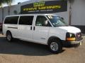 Summit White - Savana Van 3500 SLE Passenger Photo No. 1