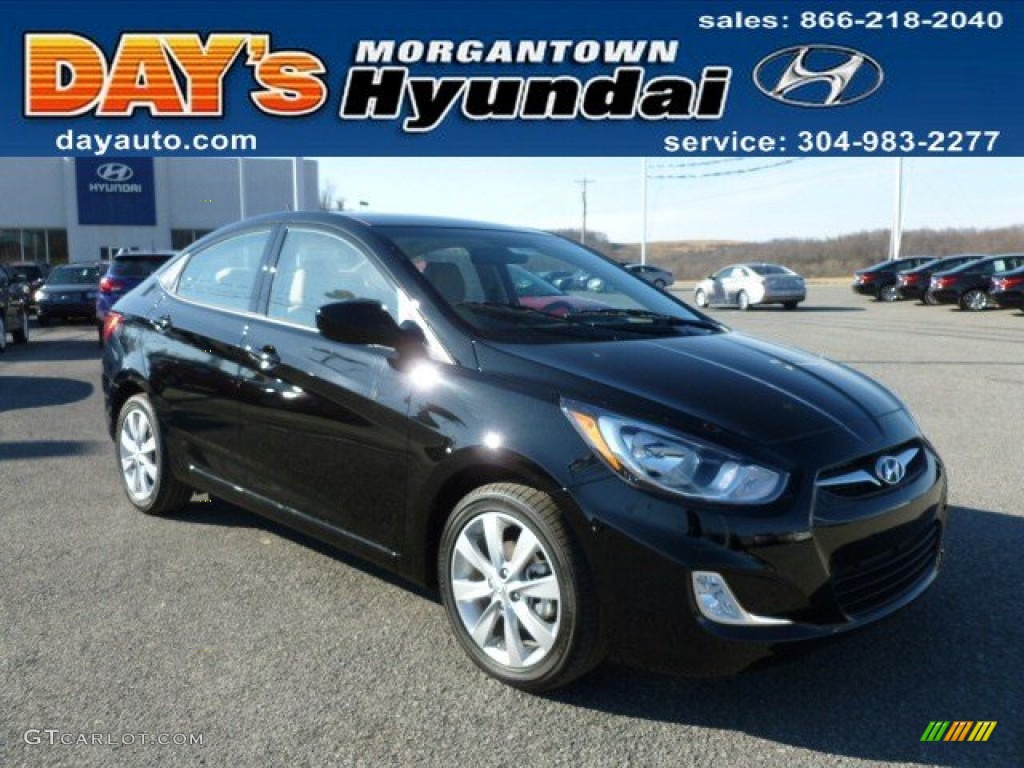 2012 Accent GLS 4 Door - Ultra Black / Beige photo #1