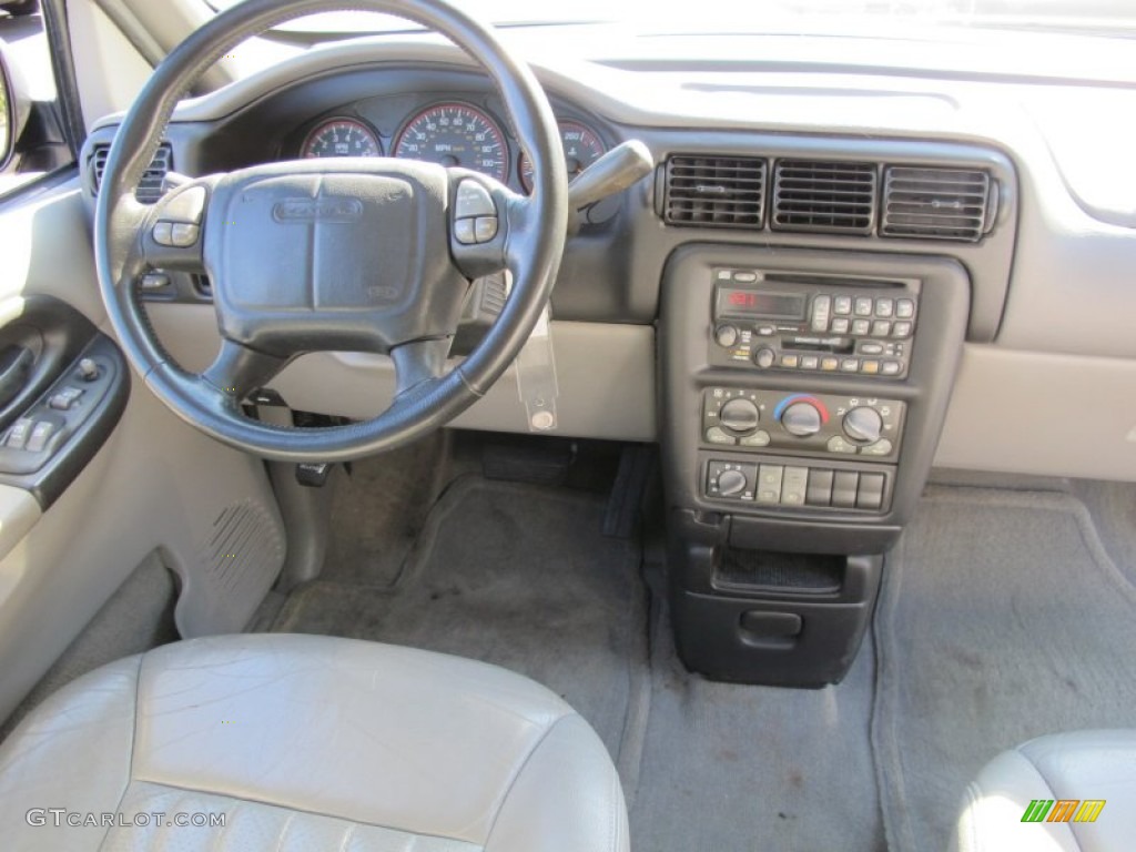 2000 Montana  - Blue-Black Metallic / Taupe photo #11