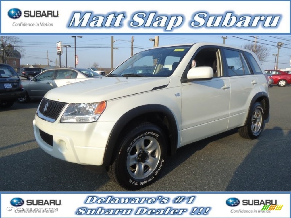 2007 Grand Vitara 4x4 - White Pearl / Black photo #1