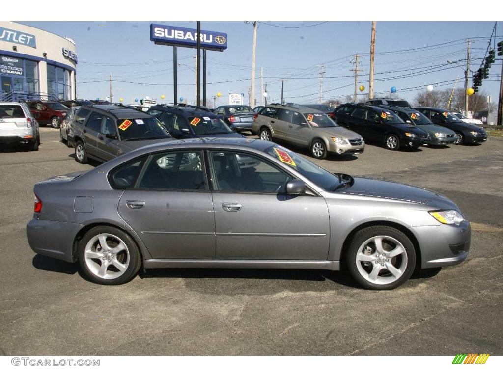 2009 Legacy 2.5i Sedan - Quartz Silver Metallic / Off Black photo #4