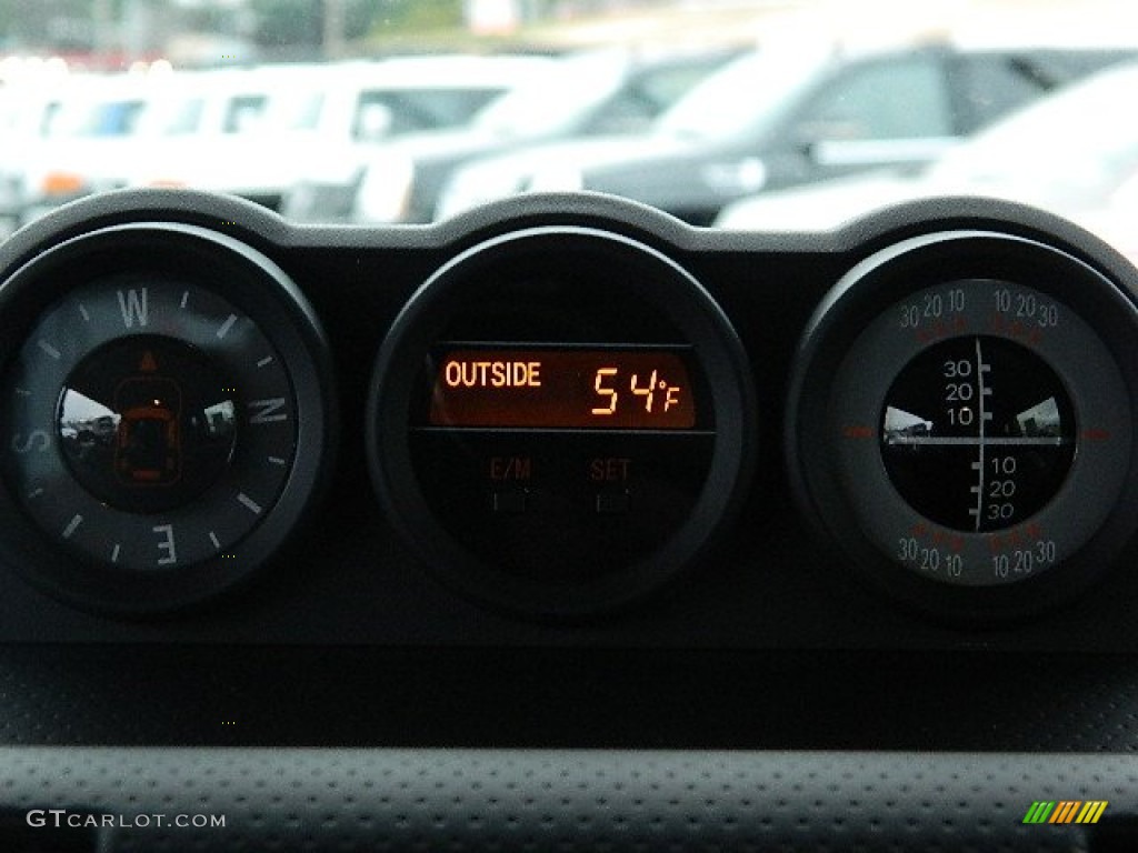 2010 Toyota FJ Cruiser 4WD Gauges Photo #60790346