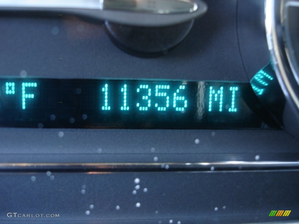 2011 HHR LT - Arctic Ice White / Ebony photo #14