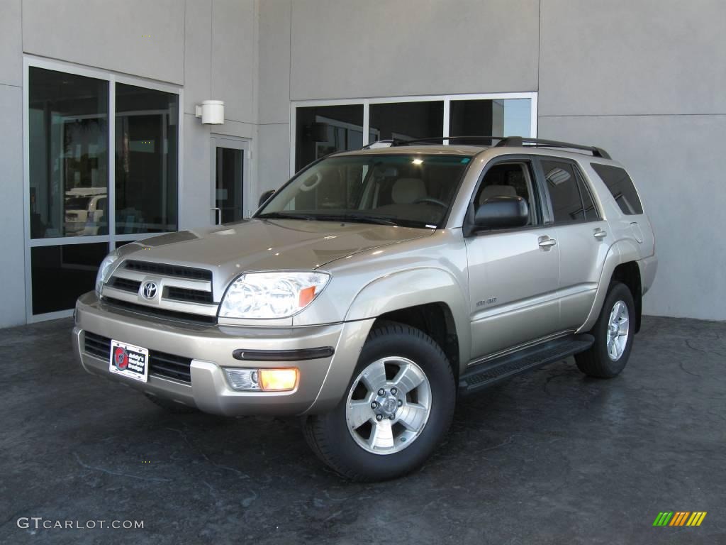2004 4Runner SR5 4x4 - Dorado Gold Pearl / Taupe photo #1