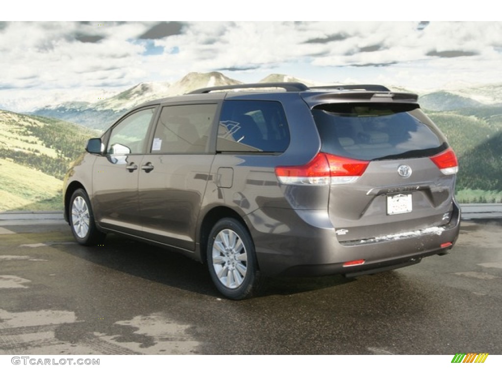 2012 Sienna XLE AWD - Predawn Gray Mica / Light Gray photo #3