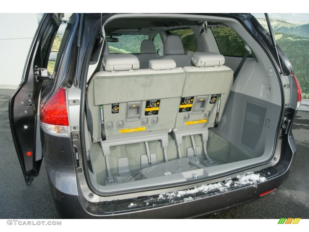 2012 Sienna XLE AWD - Predawn Gray Mica / Light Gray photo #12