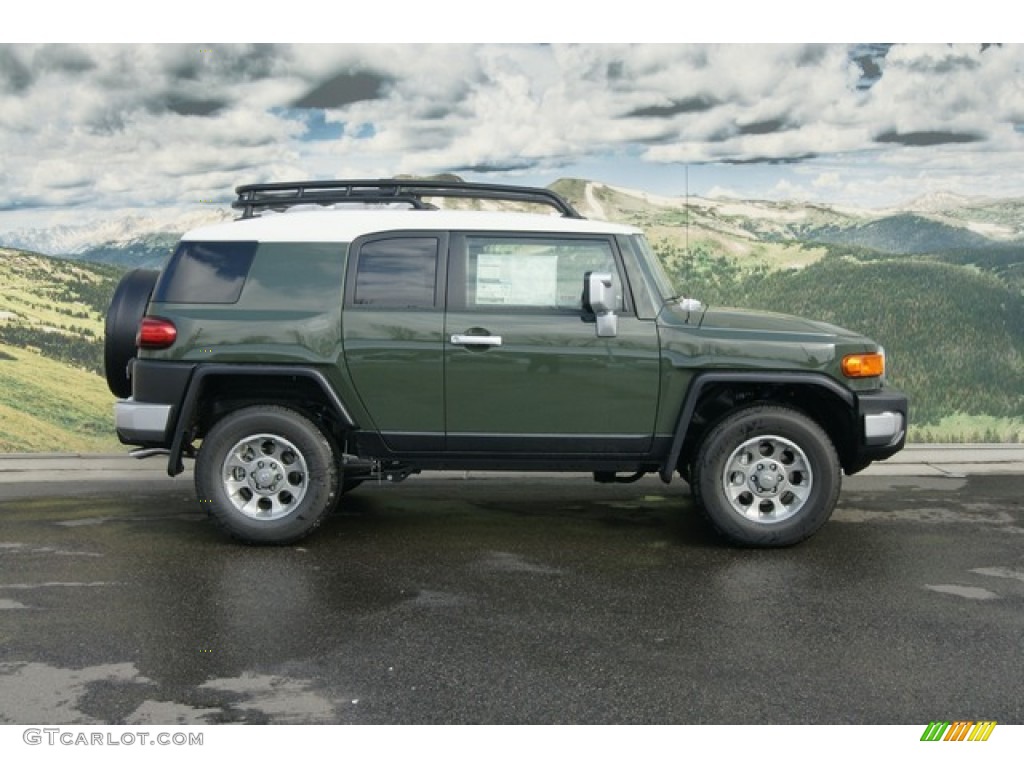 2012 FJ Cruiser 4WD - Army Green / Dark Charcoal photo #2