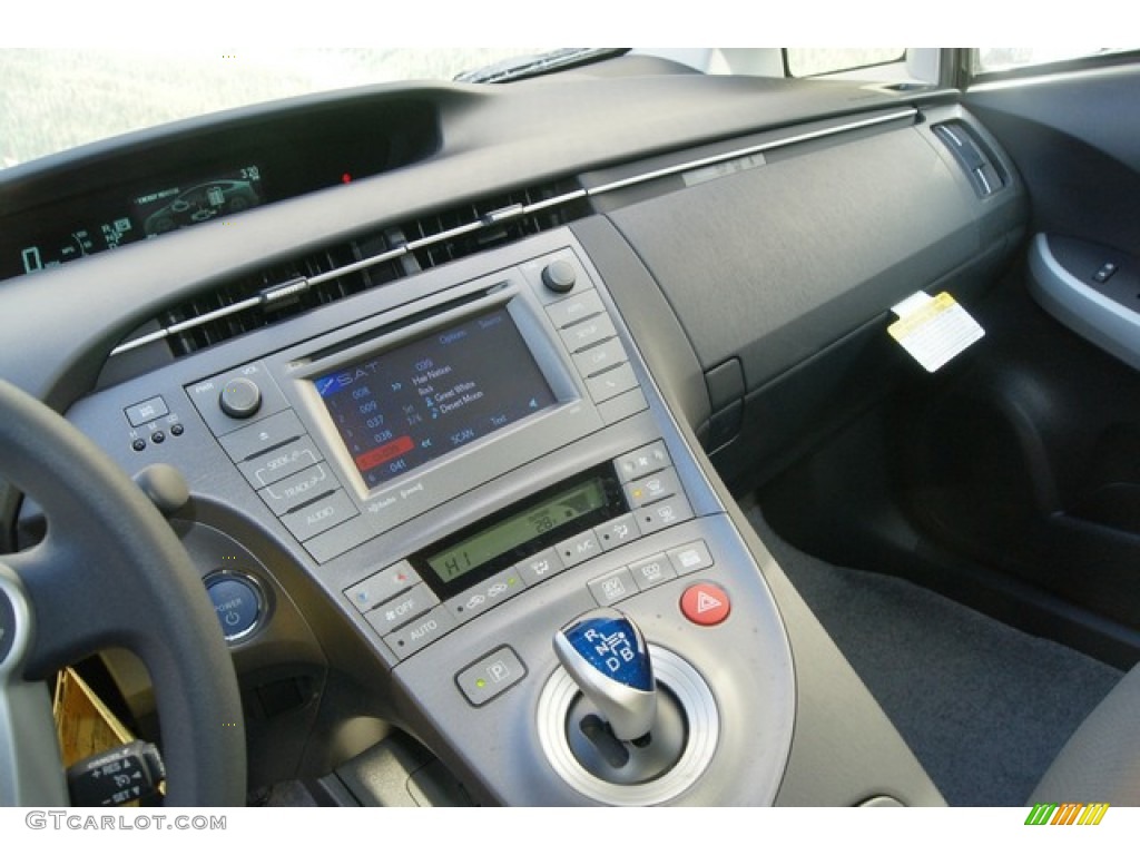 2012 Toyota Prius 3rd Gen Three Hybrid Controls Photo #60797729