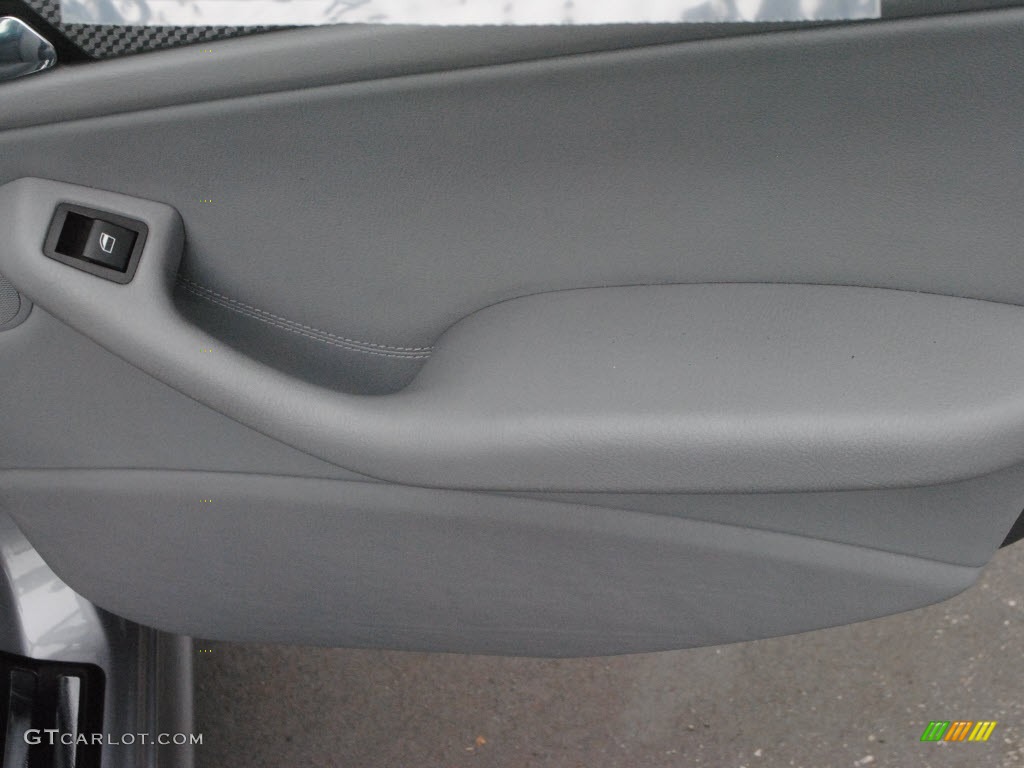 2004 3 Series 330i Sedan - Silver Grey Metallic / Grey photo #6