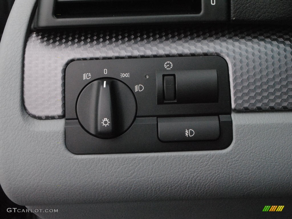 2004 3 Series 330i Sedan - Silver Grey Metallic / Grey photo #24