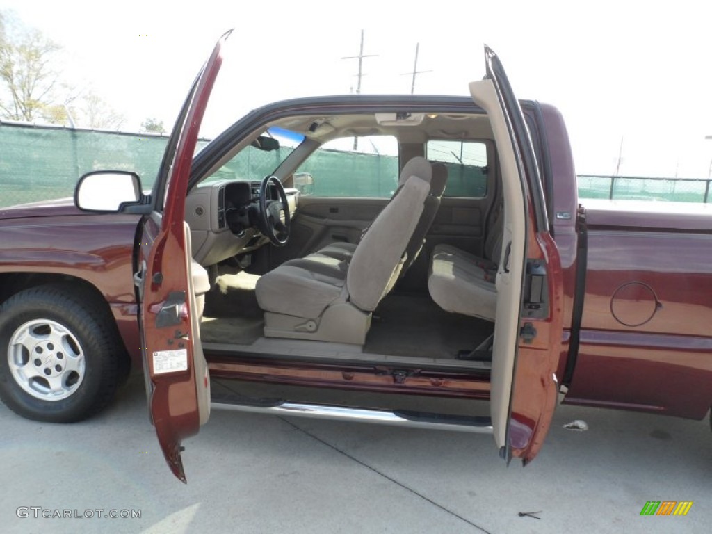 2003 Silverado 1500 LS Extended Cab - Dark Carmine Red Metallic / Tan photo #32