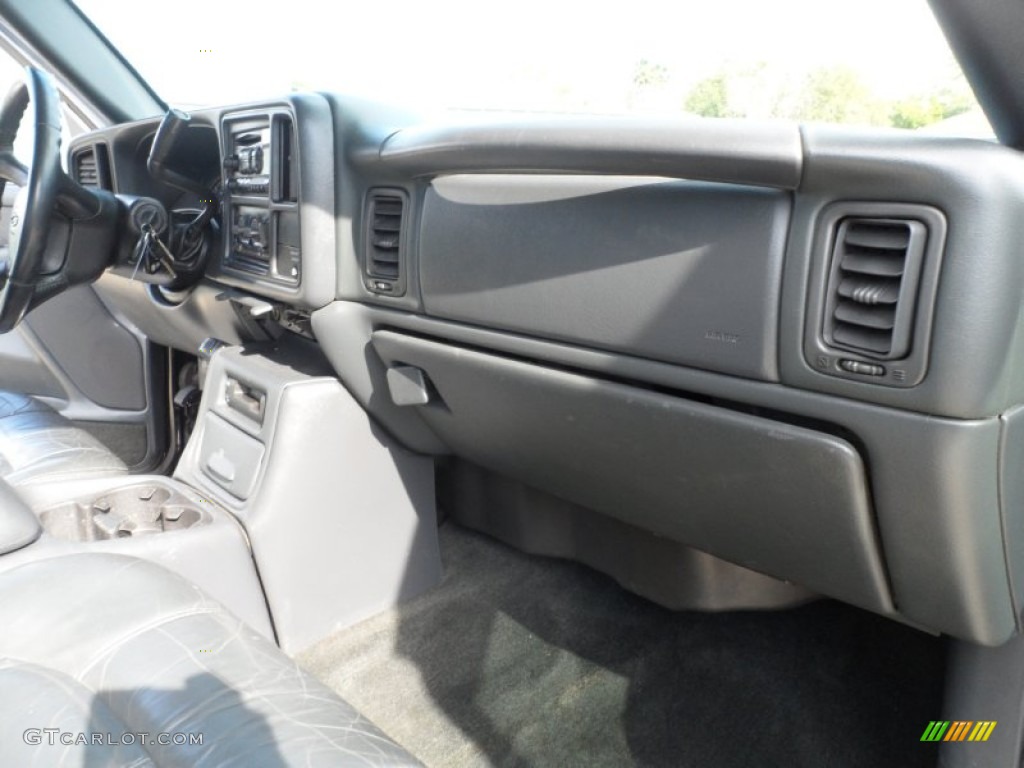 2001 Silverado 2500HD LT Extended Cab - Onyx Black / Graphite photo #25