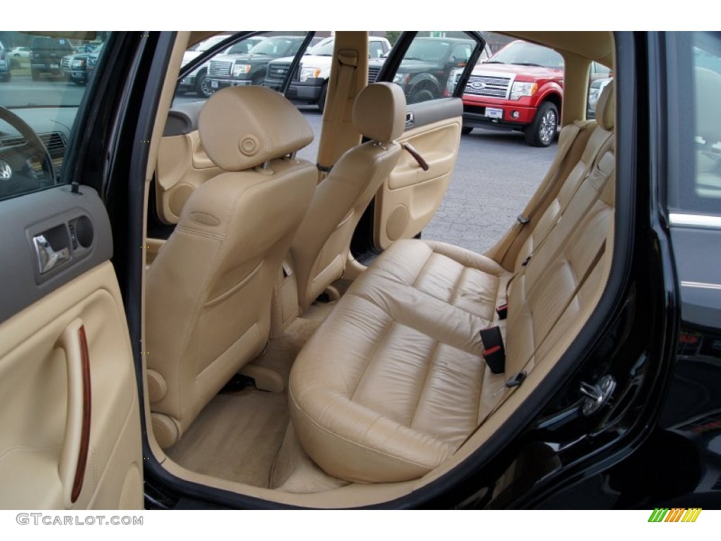 Beige Interior 2004 Volkswagen Passat GLS TDI Sedan Photo #60803177