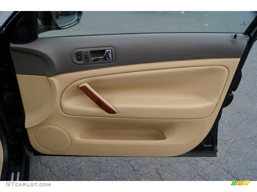 2004 Volkswagen Passat GLS TDI Sedan Beige Door Panel Photo #60803192