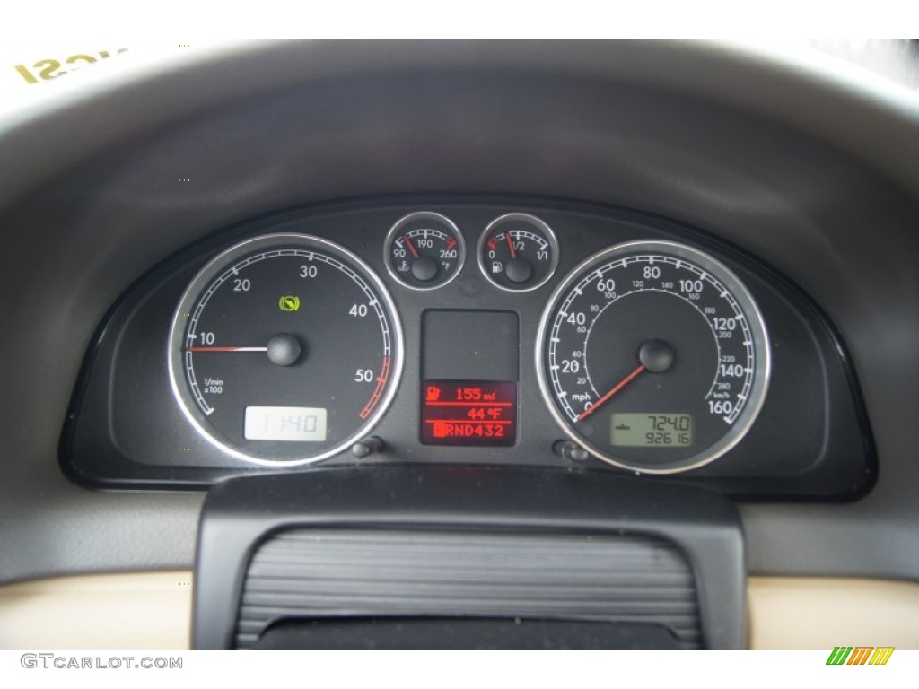 2004 Volkswagen Passat GLS TDI Sedan Gauges Photo #60803216