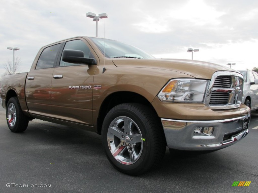 2012 Ram 1500 Big Horn Crew Cab - Saddle Brown Pearl / Light Pebble Beige/Bark Brown photo #4