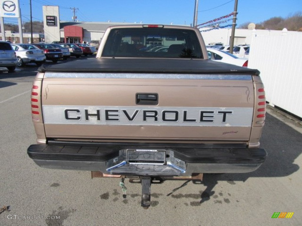 1997 C/K K1500 Extended Cab 4x4 - Light Autumnwood Metallic / Neutral Shale photo #8