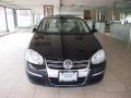 Black - Jetta SE Sedan Photo No. 8