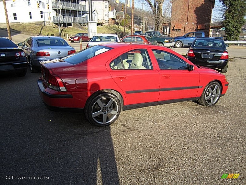 2004 S60 R AWD - Passion Red / Beige/Light Sand photo #11