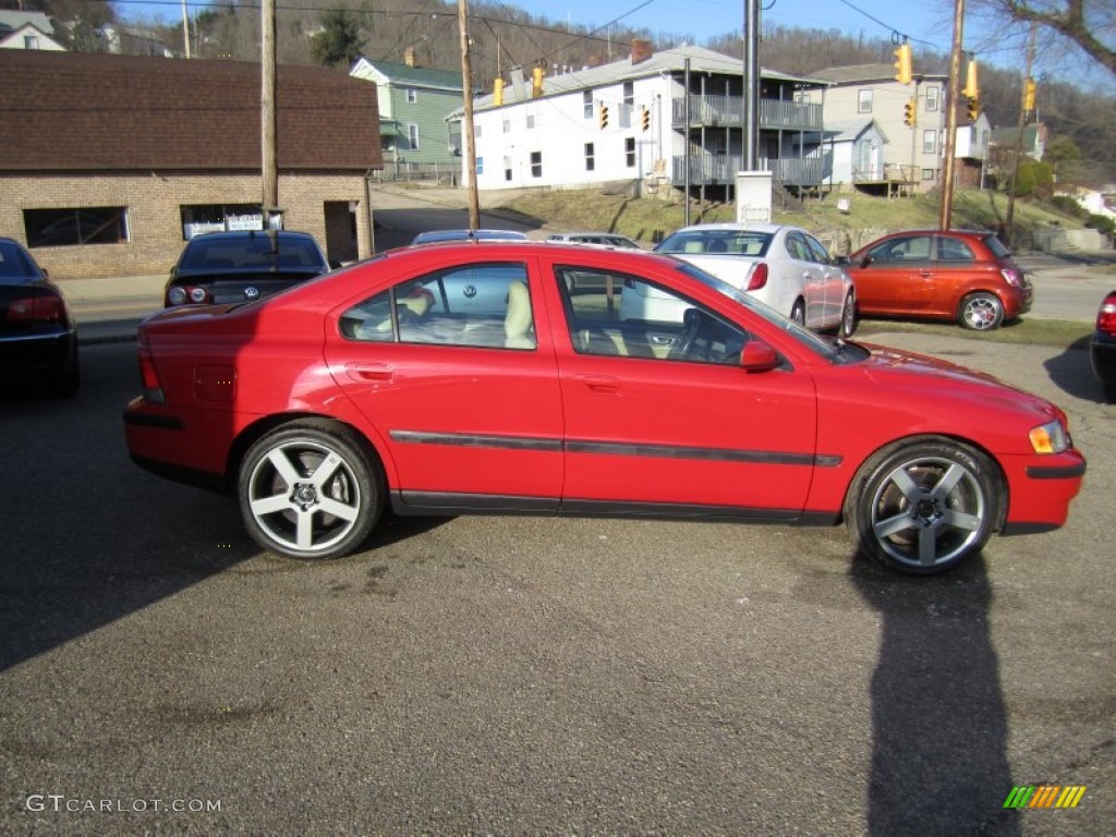 2004 S60 R AWD - Passion Red / Beige/Light Sand photo #12