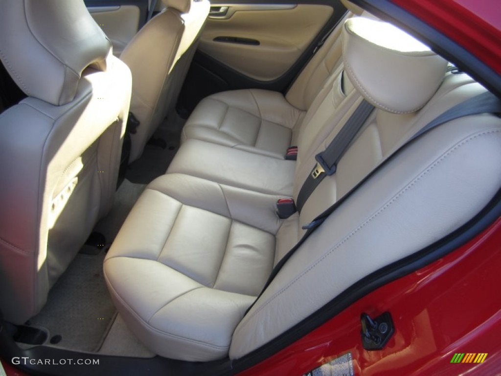 2004 S60 R AWD - Passion Red / Beige/Light Sand photo #17