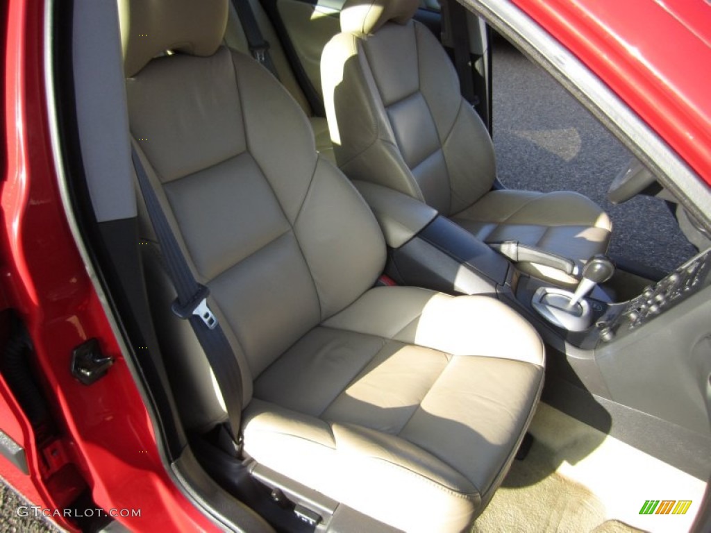 2004 S60 R AWD - Passion Red / Beige/Light Sand photo #25
