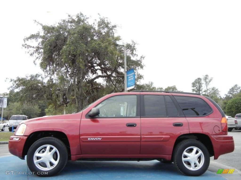 Magnetic Red Metallic 2005 GMC Envoy SLE Exterior Photo #60812187