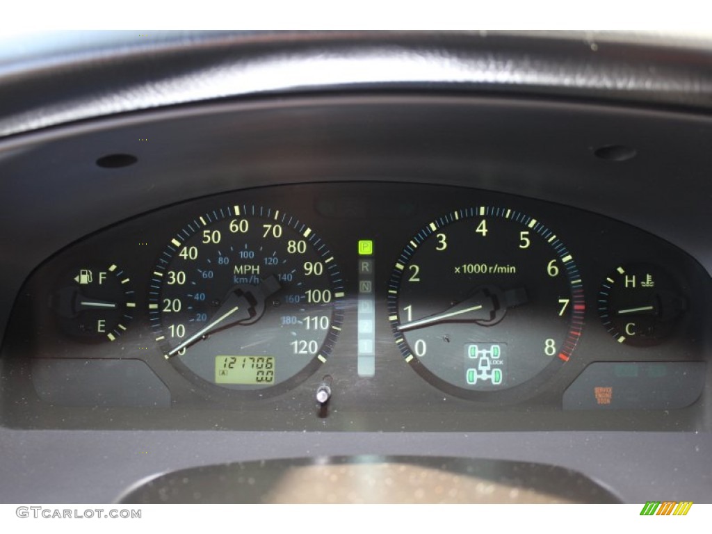 2002 QX4 4x4 - Brilliant Silver Metallic / Graphite photo #12