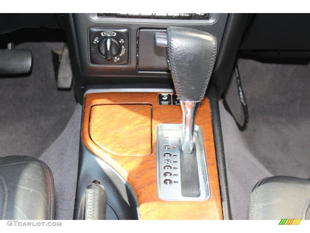 2002 QX4 4x4 - Brilliant Silver Metallic / Graphite photo #14