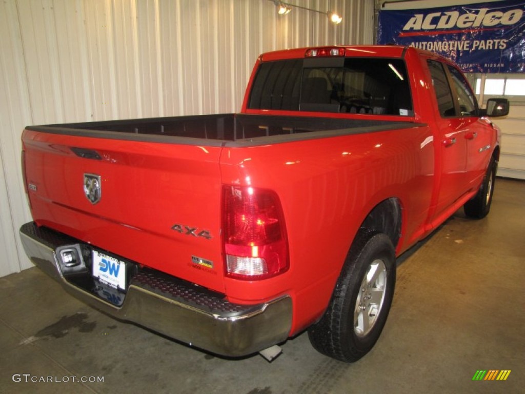 2011 Ram 1500 SLT Quad Cab 4x4 - Flame Red / Dark Slate Gray/Medium Graystone photo #4