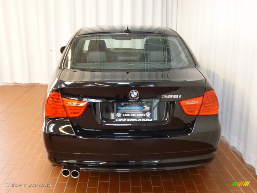 2011 3 Series 328i xDrive Sedan - Jet Black / Black photo #5