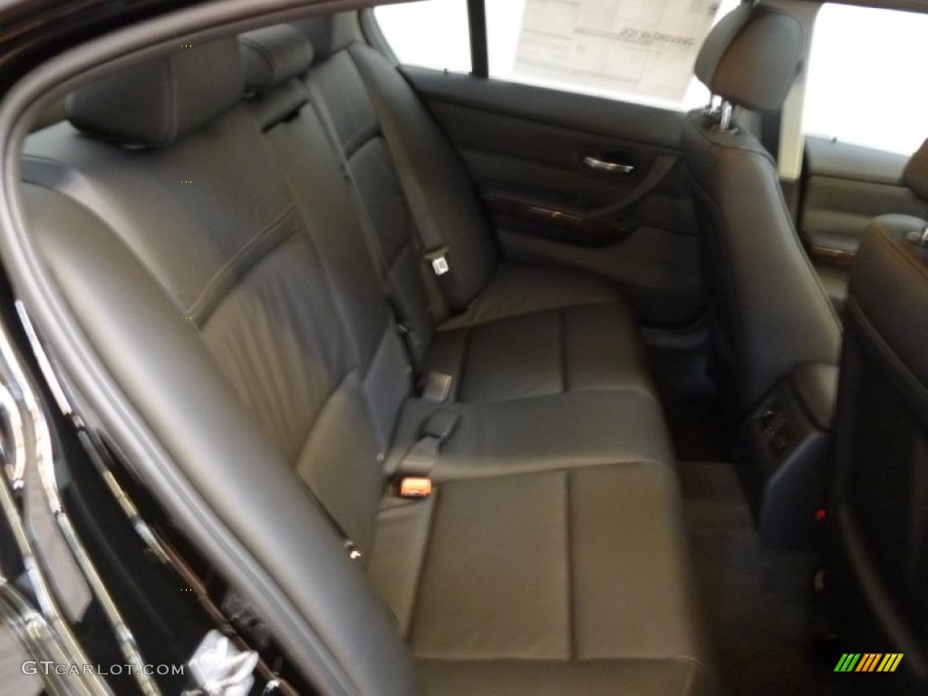 2011 3 Series 328i xDrive Sedan - Jet Black / Black photo #11