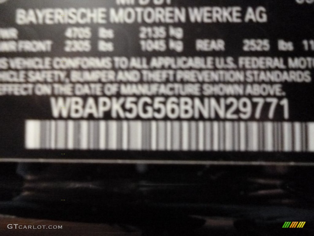 2011 3 Series 328i xDrive Sedan - Jet Black / Black photo #15