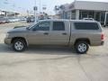 Light Khaki Metallic - Dakota SLT Quad Cab Photo No. 2